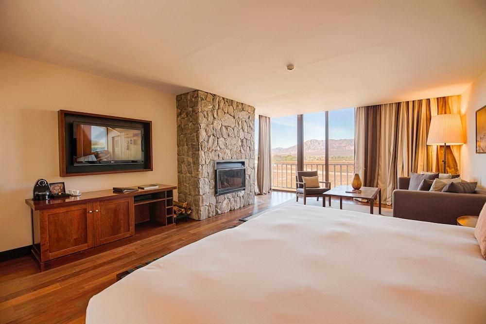 Hotel Grace Cafayate Esterno foto A suite at the hotel