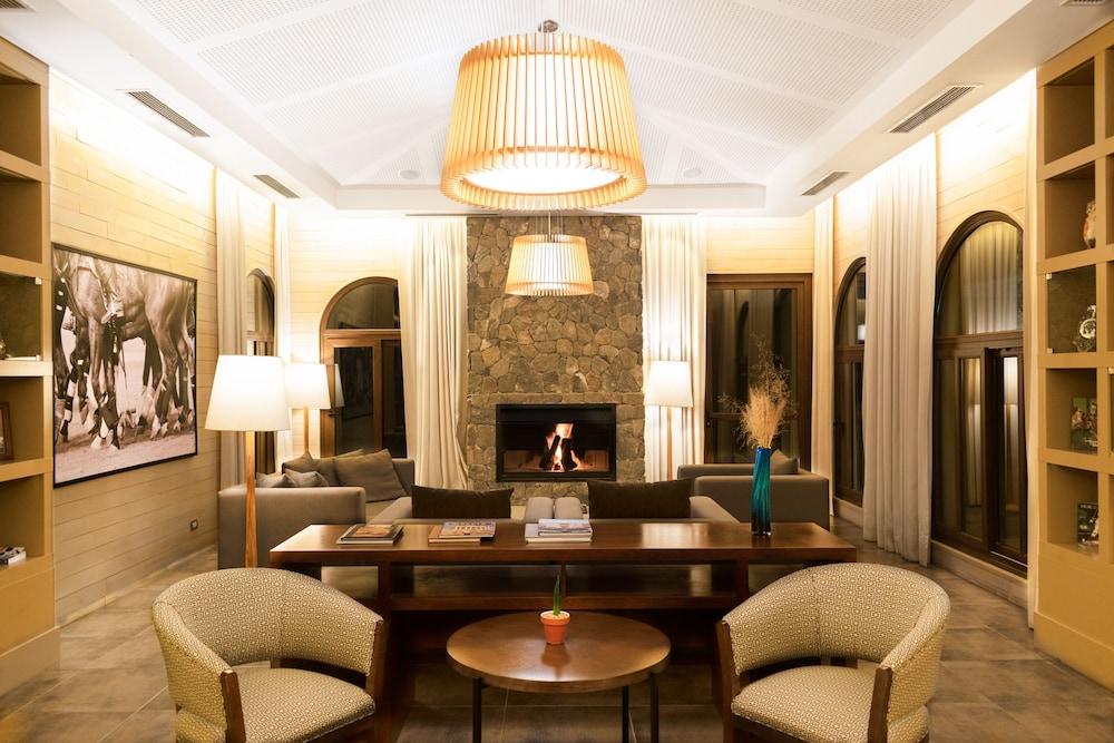 Hotel Grace Cafayate Esterno foto The Library