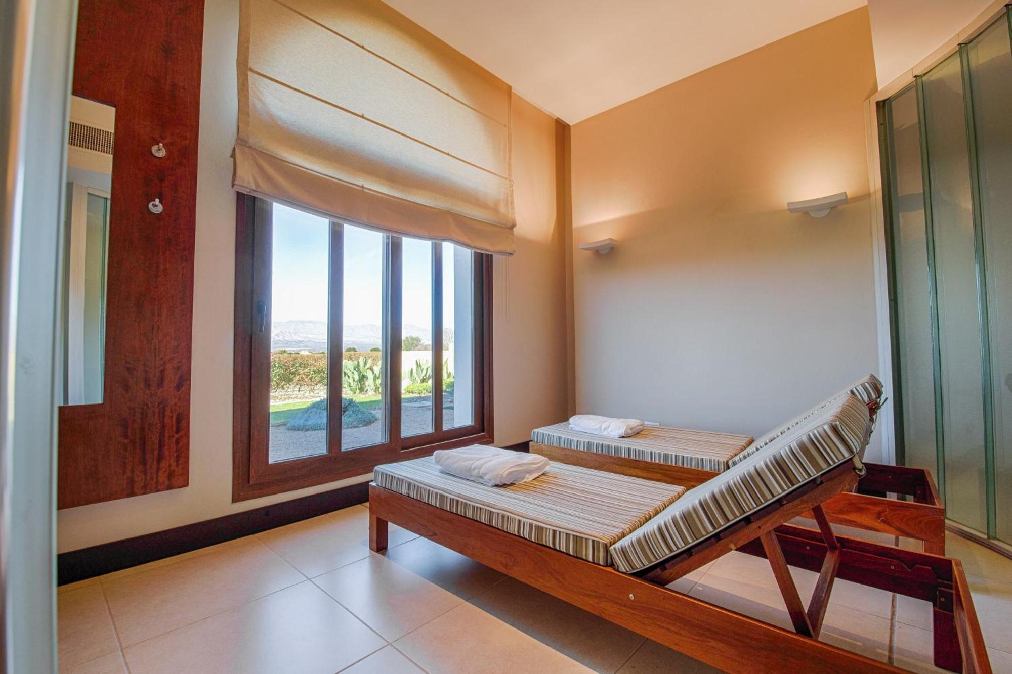 Hotel Grace Cafayate Esterno foto A room at the spa