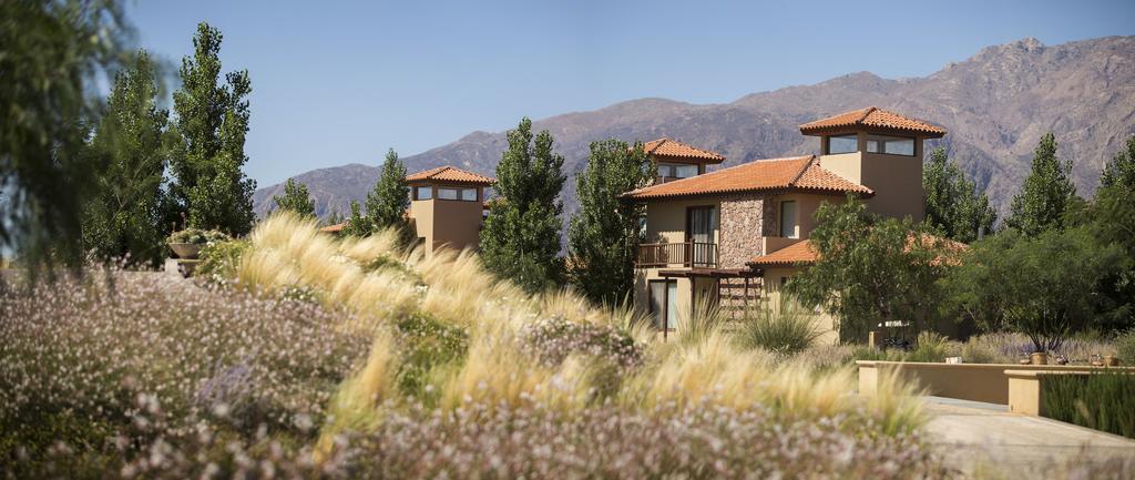 Hotel Grace Cafayate Esterno foto The Village at Stone Canyon